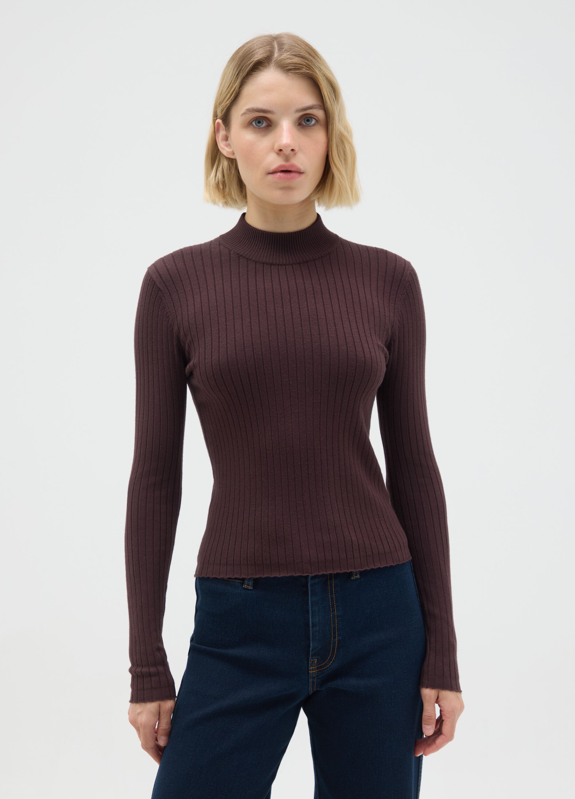 Brown mixed fitted sweater