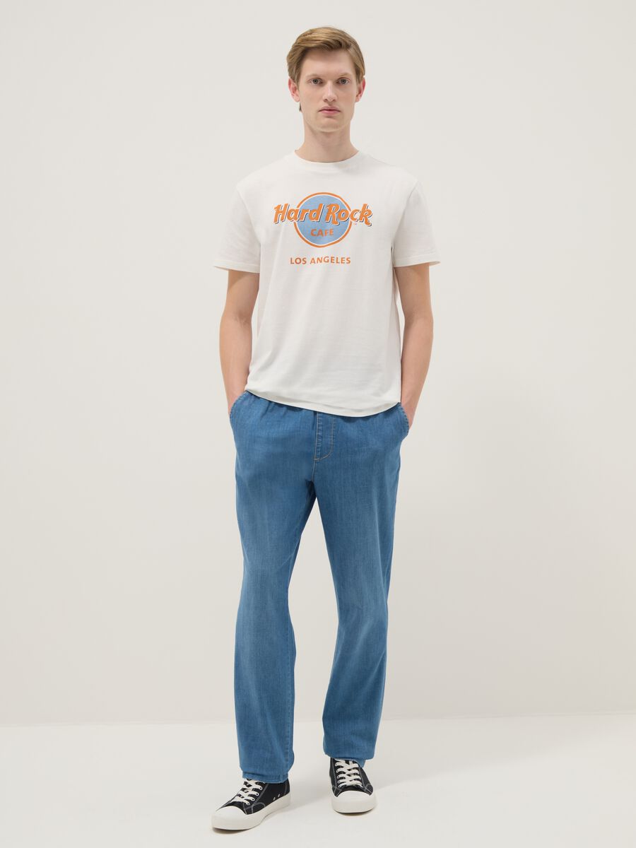 White pure cotton regular fit T-shirt with Hard Rock Cafe logo_1
