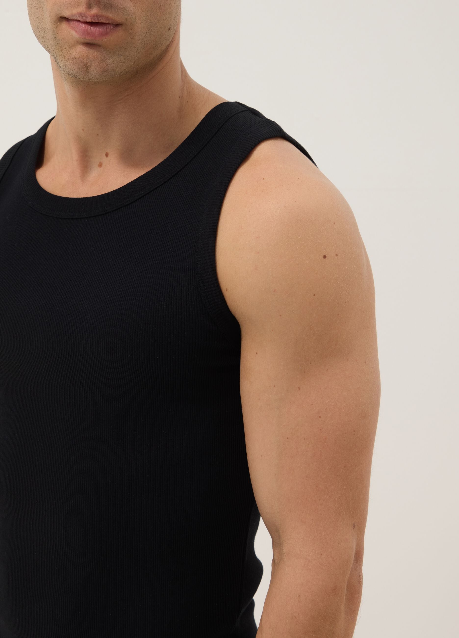 Black pure cotton vest regular fit