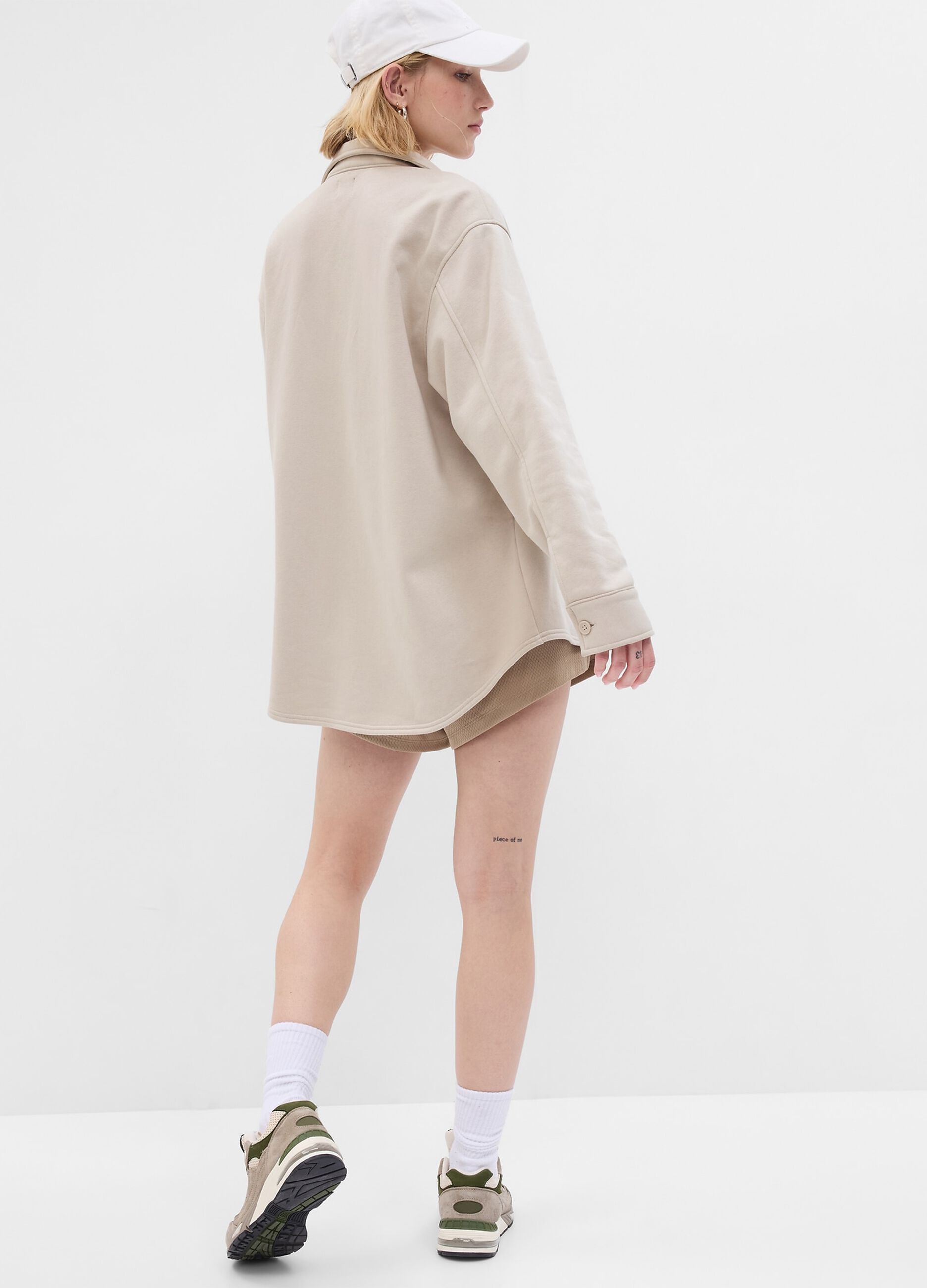 Shacket oversize in felpa con tasche_1