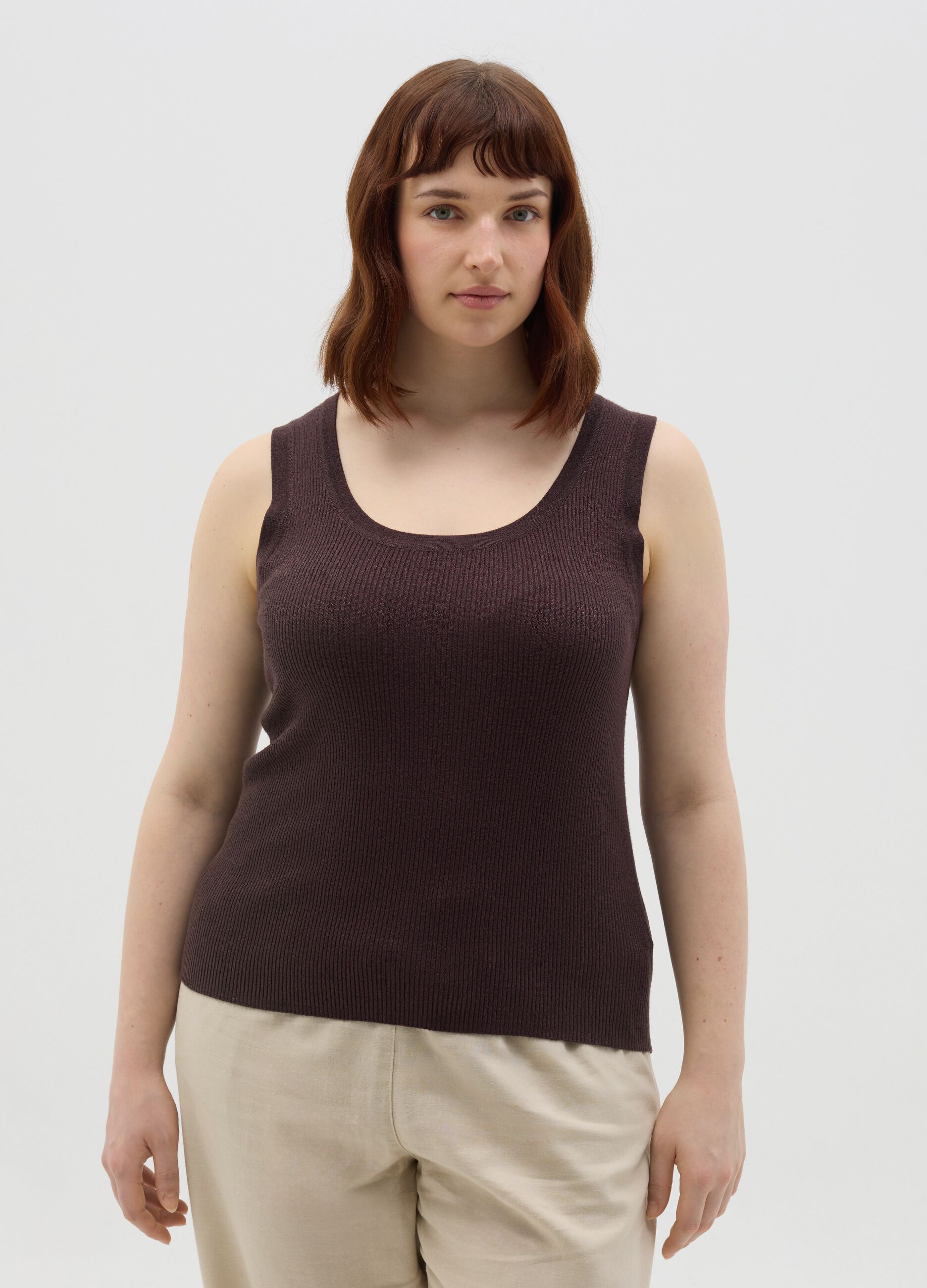 Curvy brown vest top in lurex