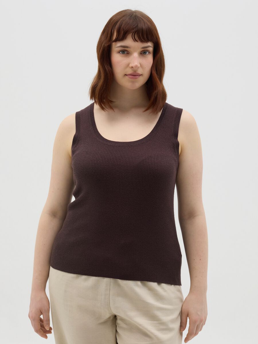 Curvy brown vest top in lurex_1