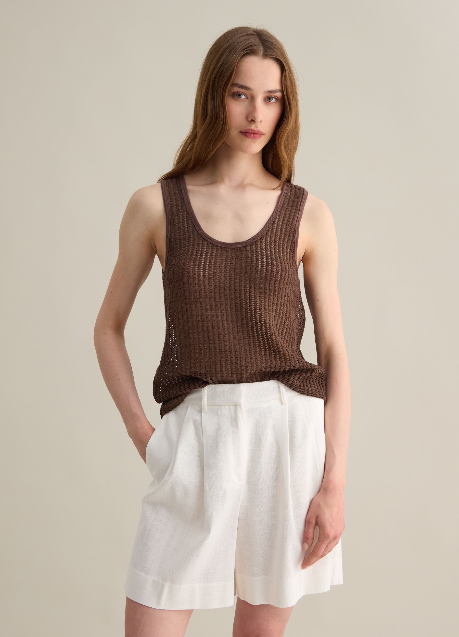 Brown Mesh Vest Lead