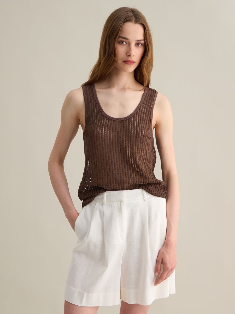 Brown Mesh Vest Lead_0