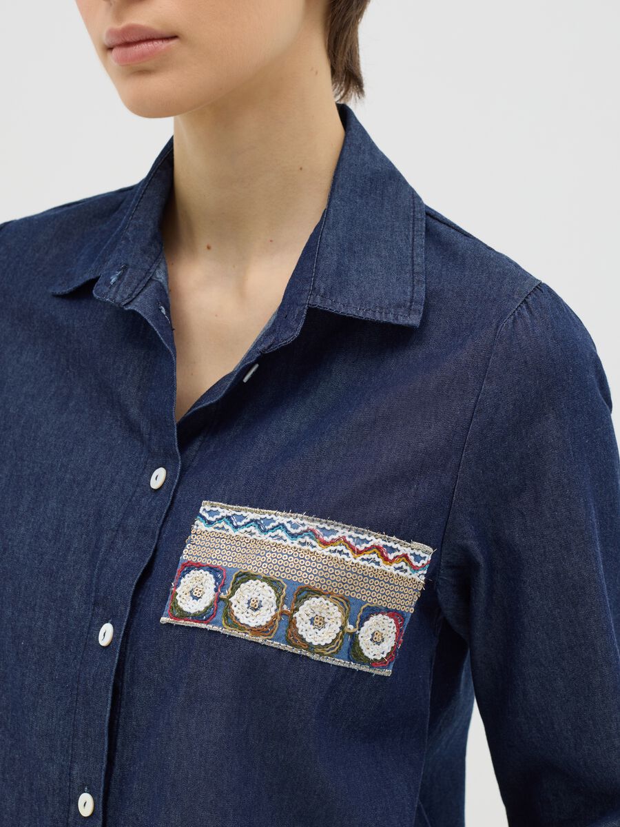 Denim shirt with sequinned patch_2