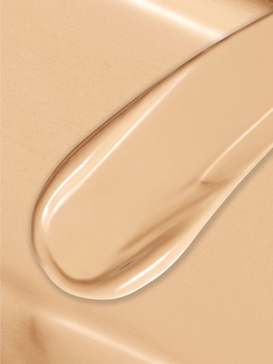 Dewy skin effect cushion foundation. Provides healthy, flawless, and radiant skin for 24 hours!_2