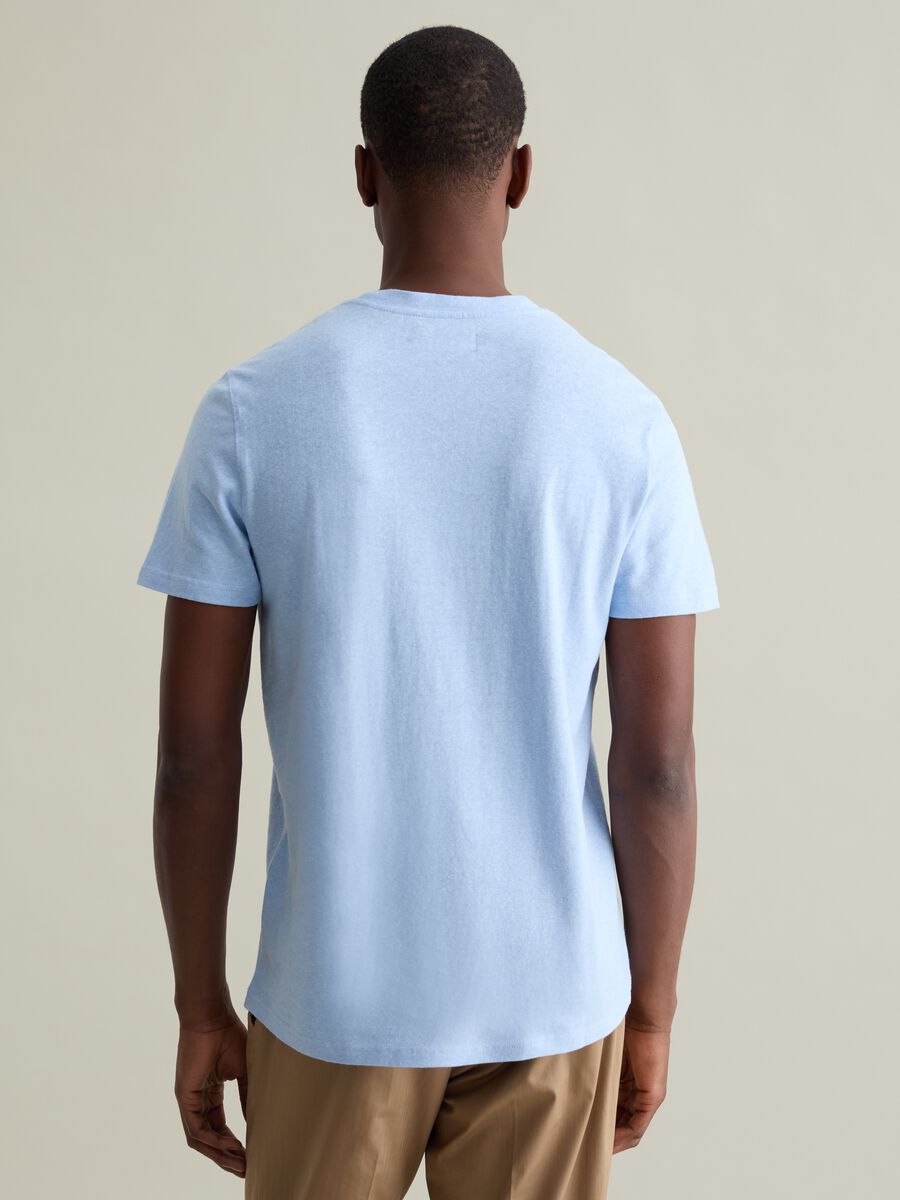 T-shirt with round neck in linen and cotton_3