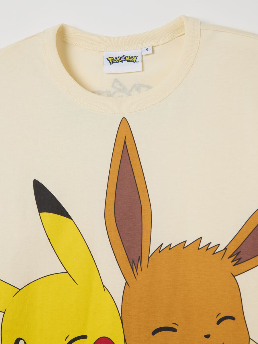 White cotton T-shirt with Eevee and Pikachu print_5