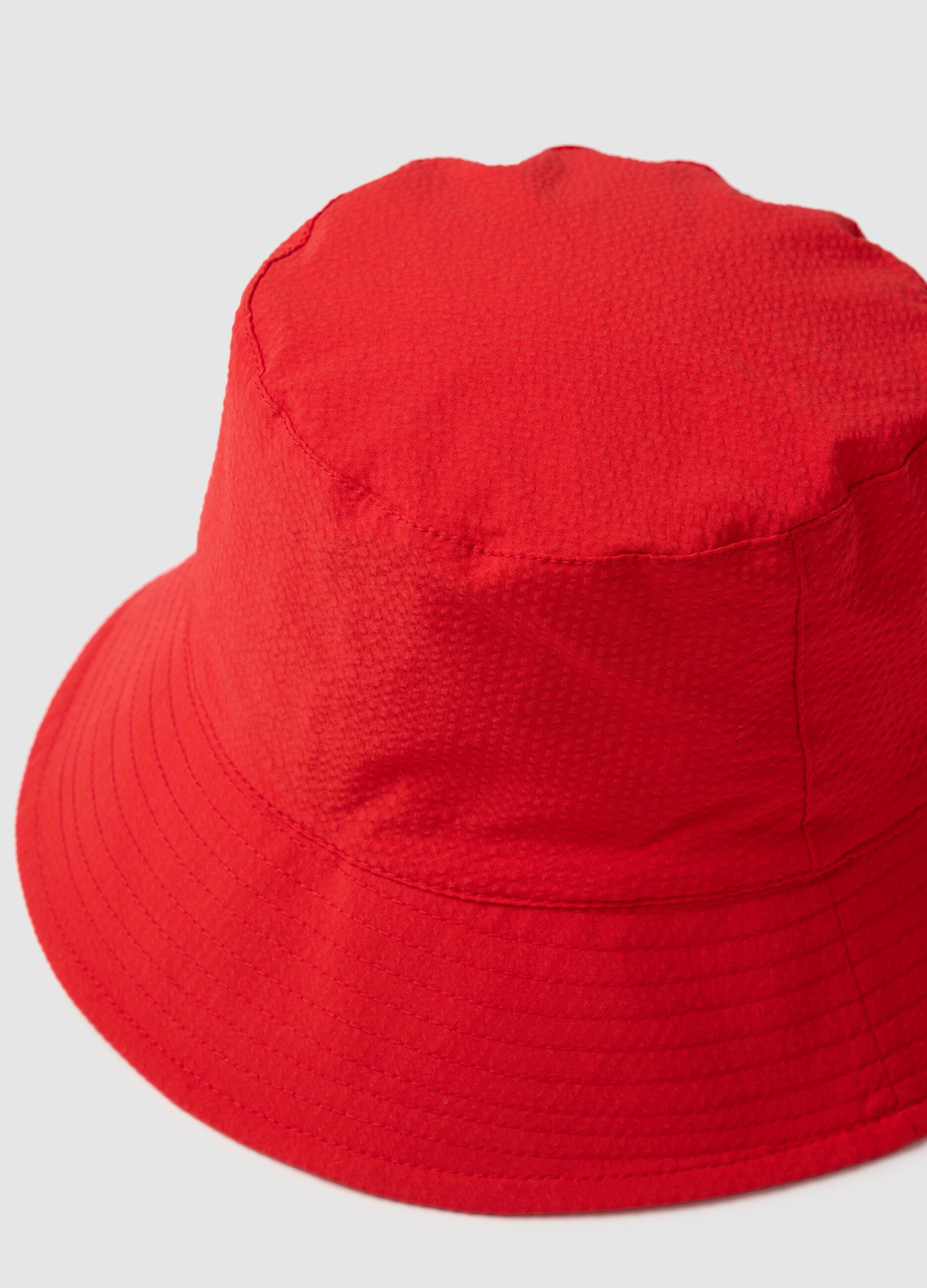 Cappello bucket da donna in rosso