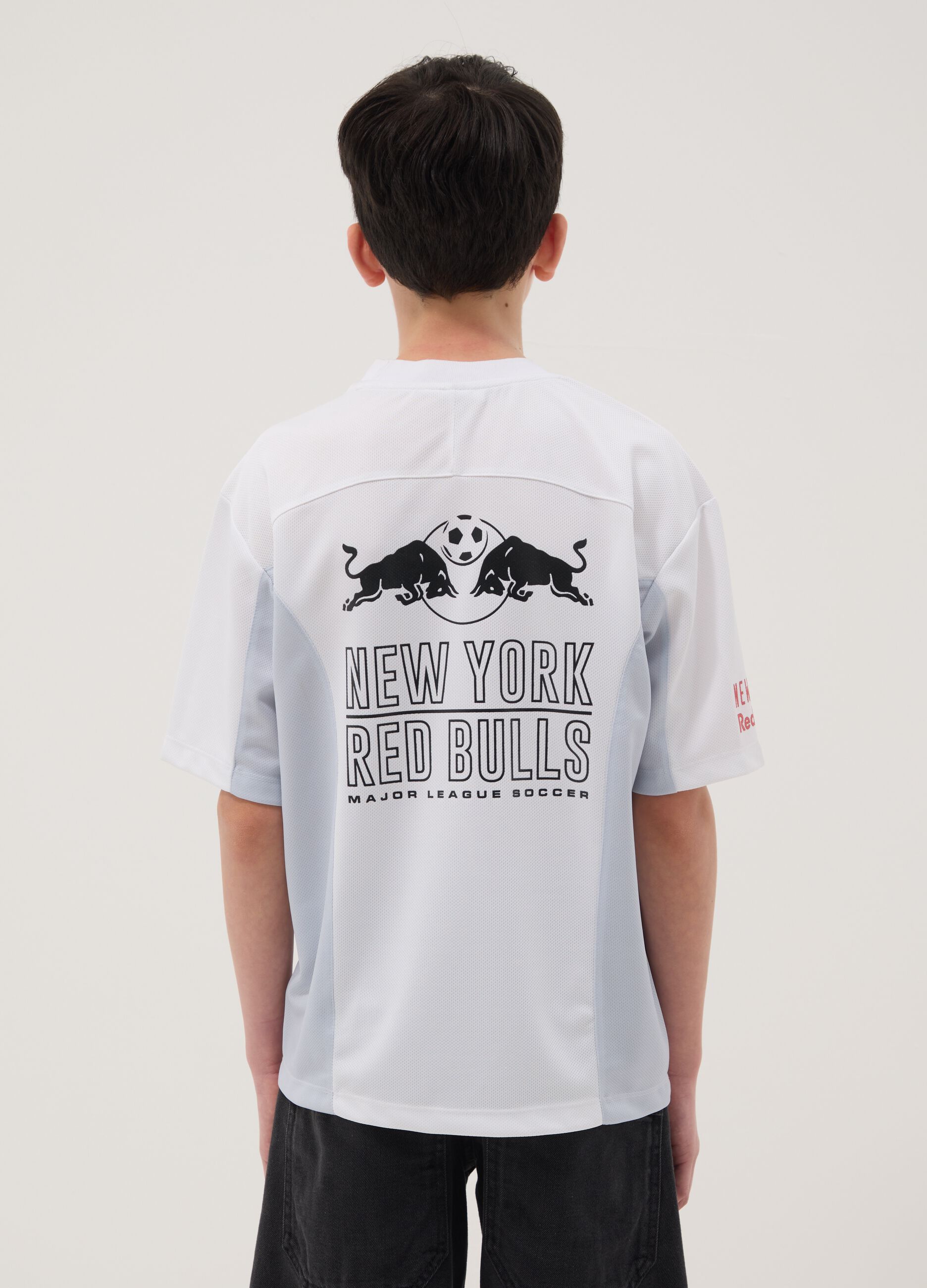 White oversized fit T-shirt with Red Bulls logo