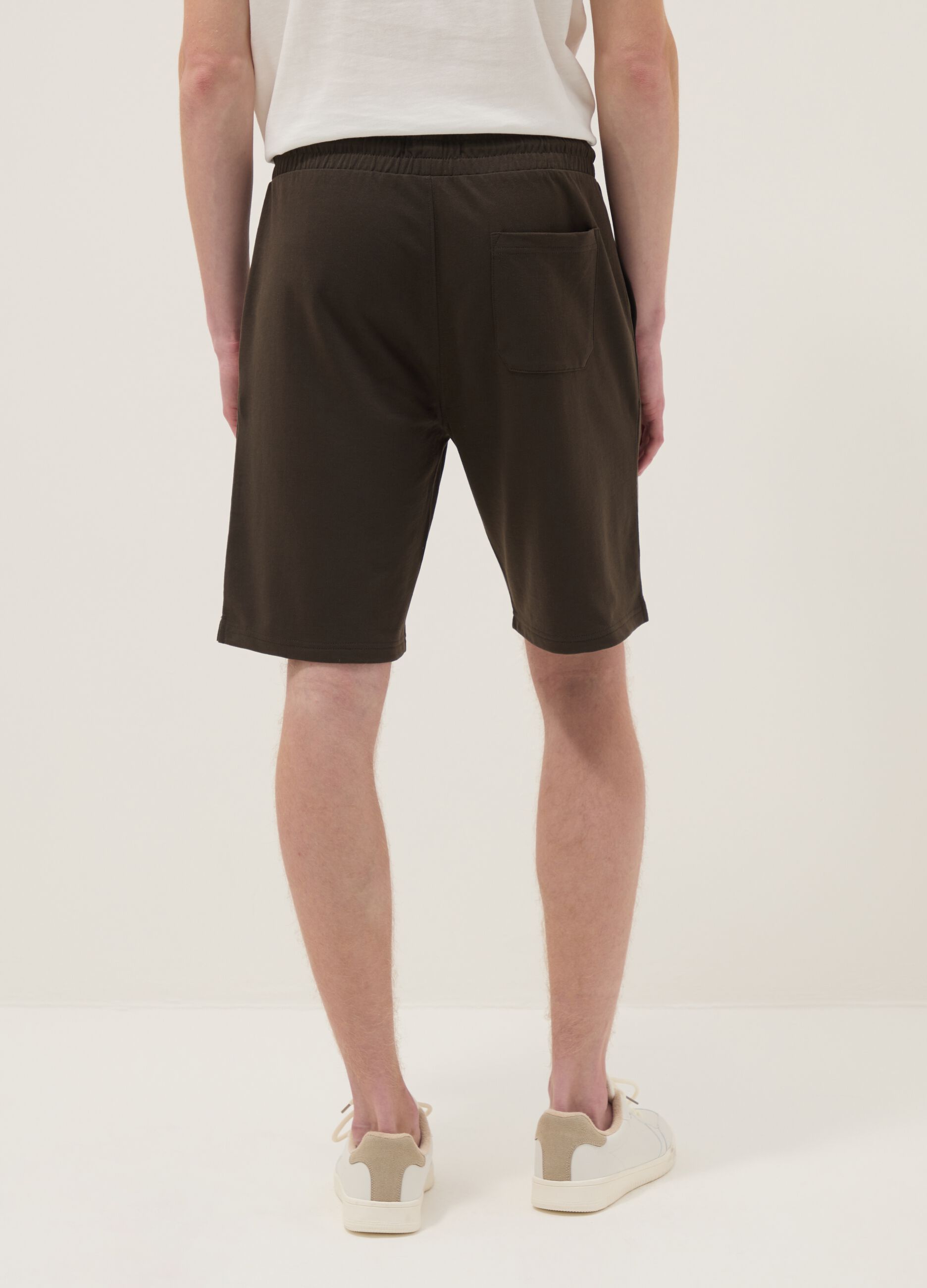 Brown cotton blend regular fit shorts