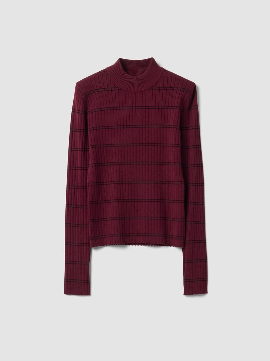 Maglia rossa in misto viscosa con collo rialzato fitted_4