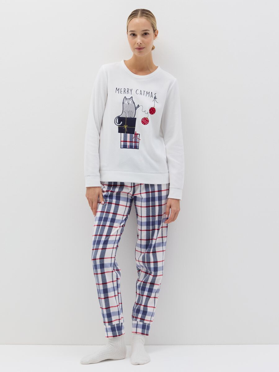 Velour pyjamas with "Merry Catmas" embroidery_0