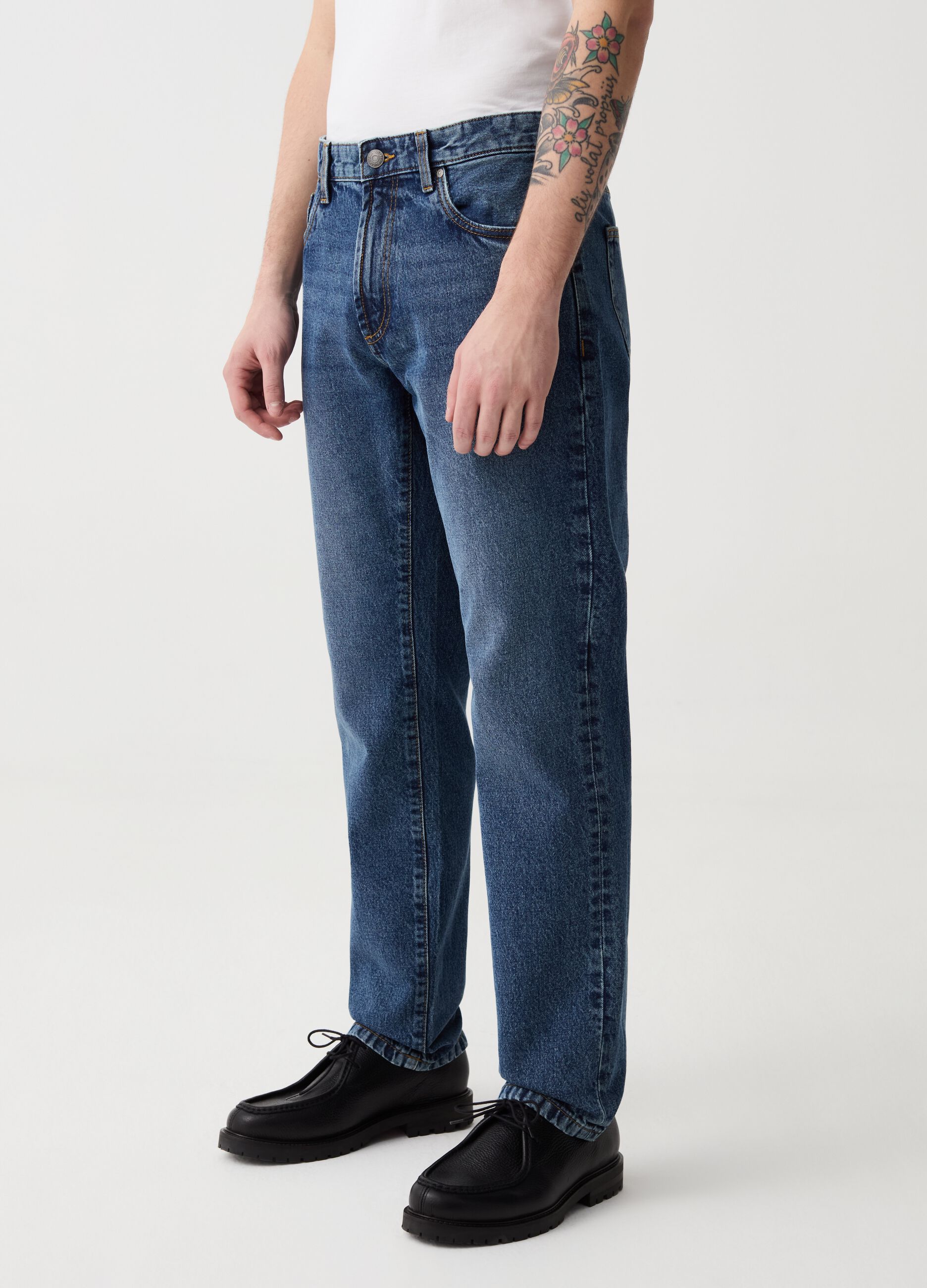 Regular-fit jeans with five pockets