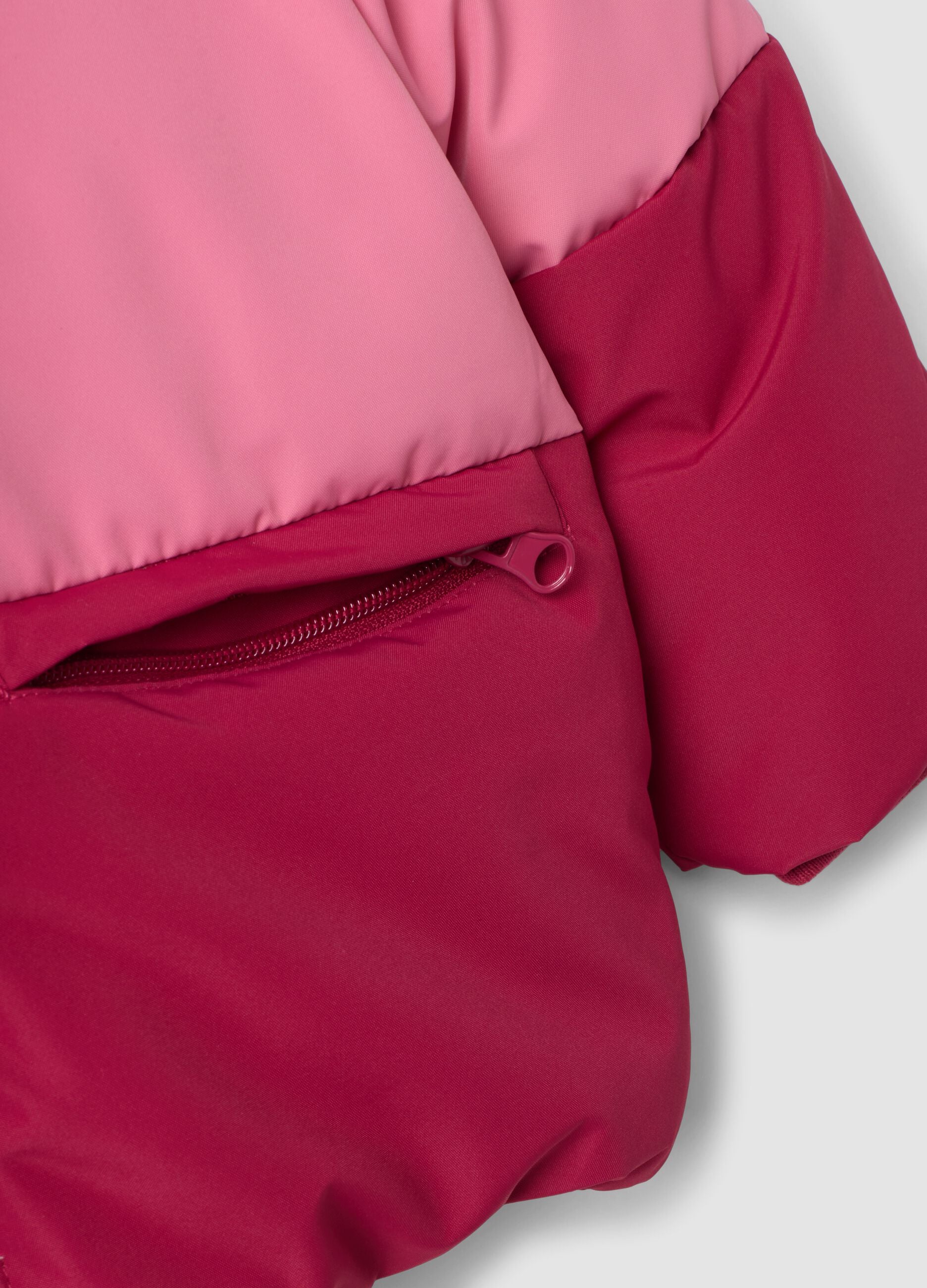 Colour-block padded puffer jacket with removable hood