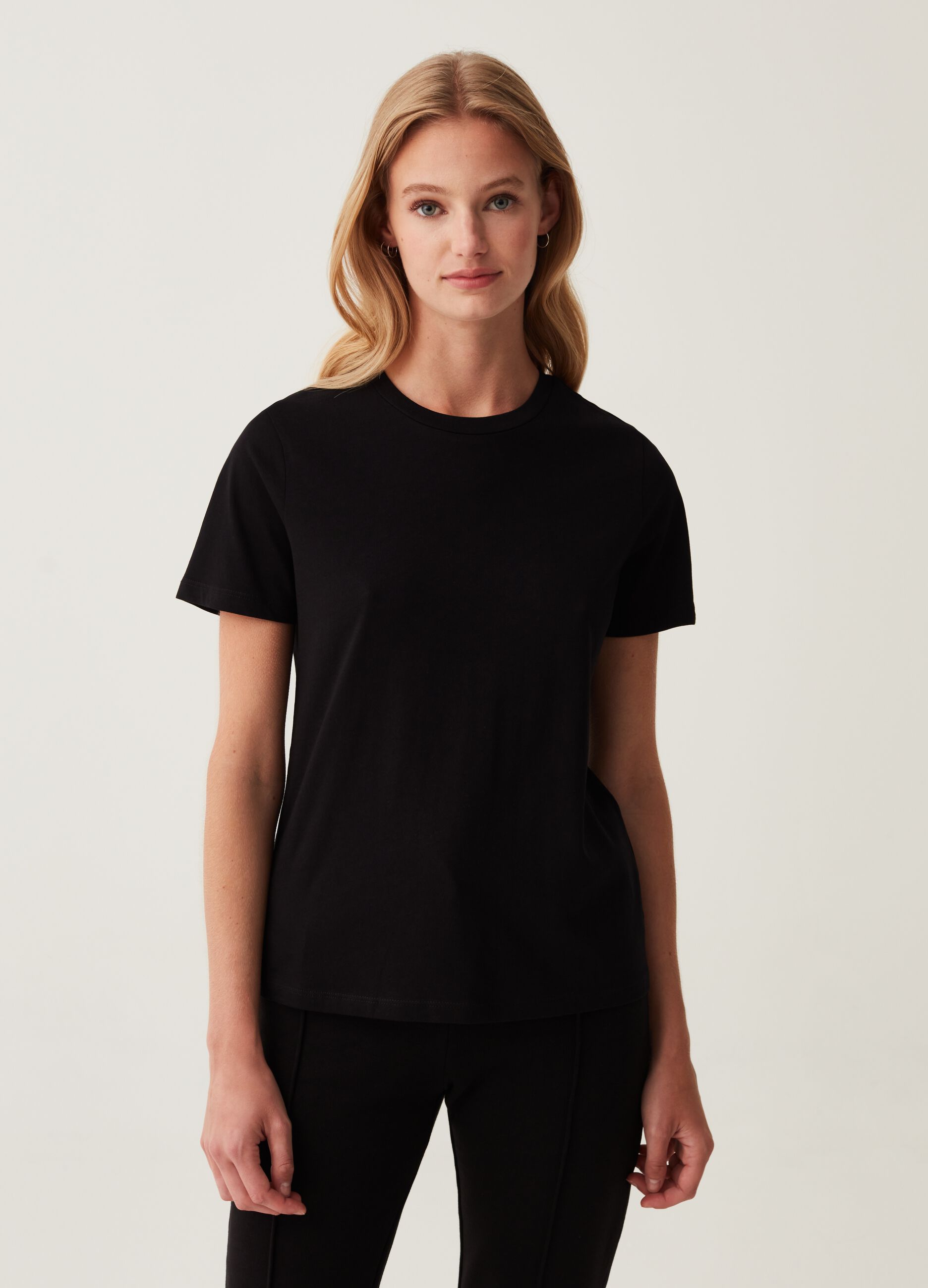 T-shirt in cotone con scollo rotondo