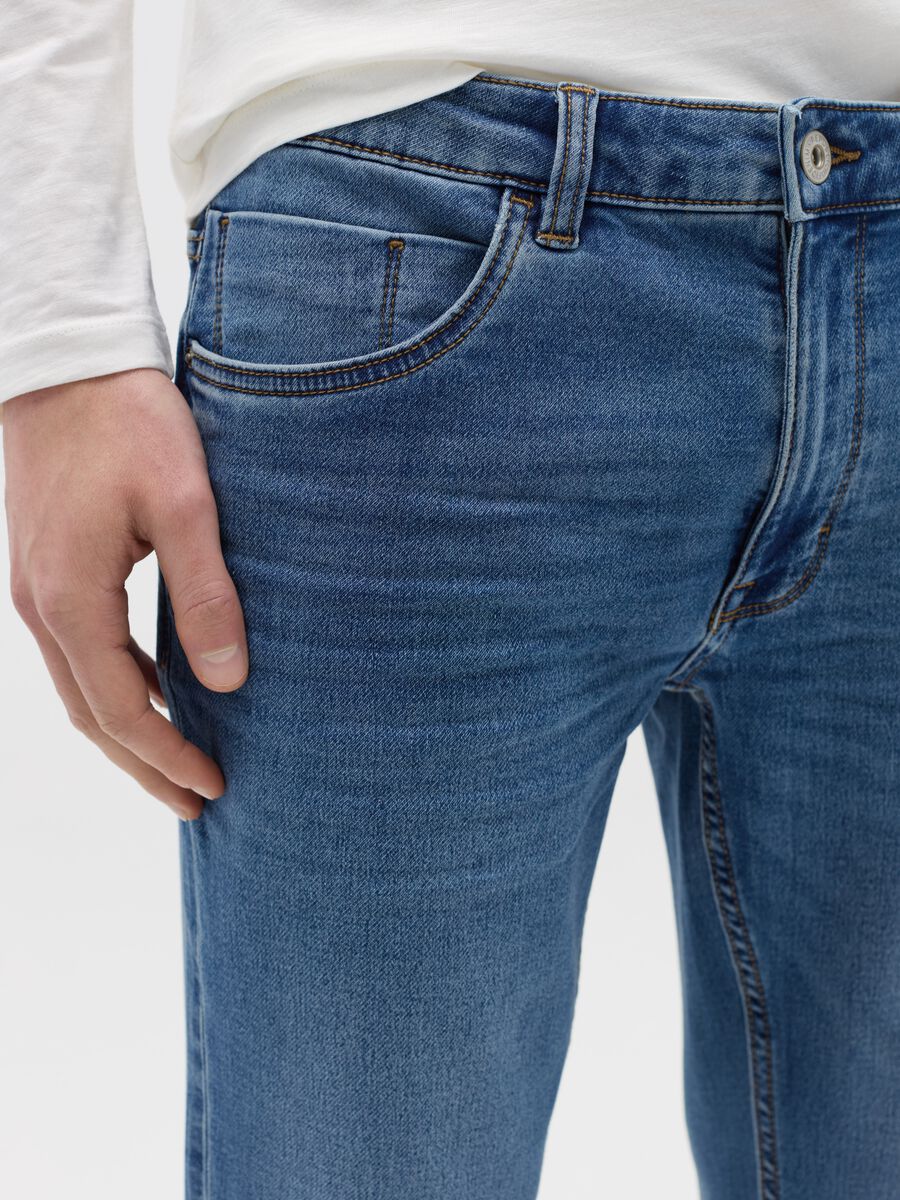 Slim-fit jeans with discolouring_2