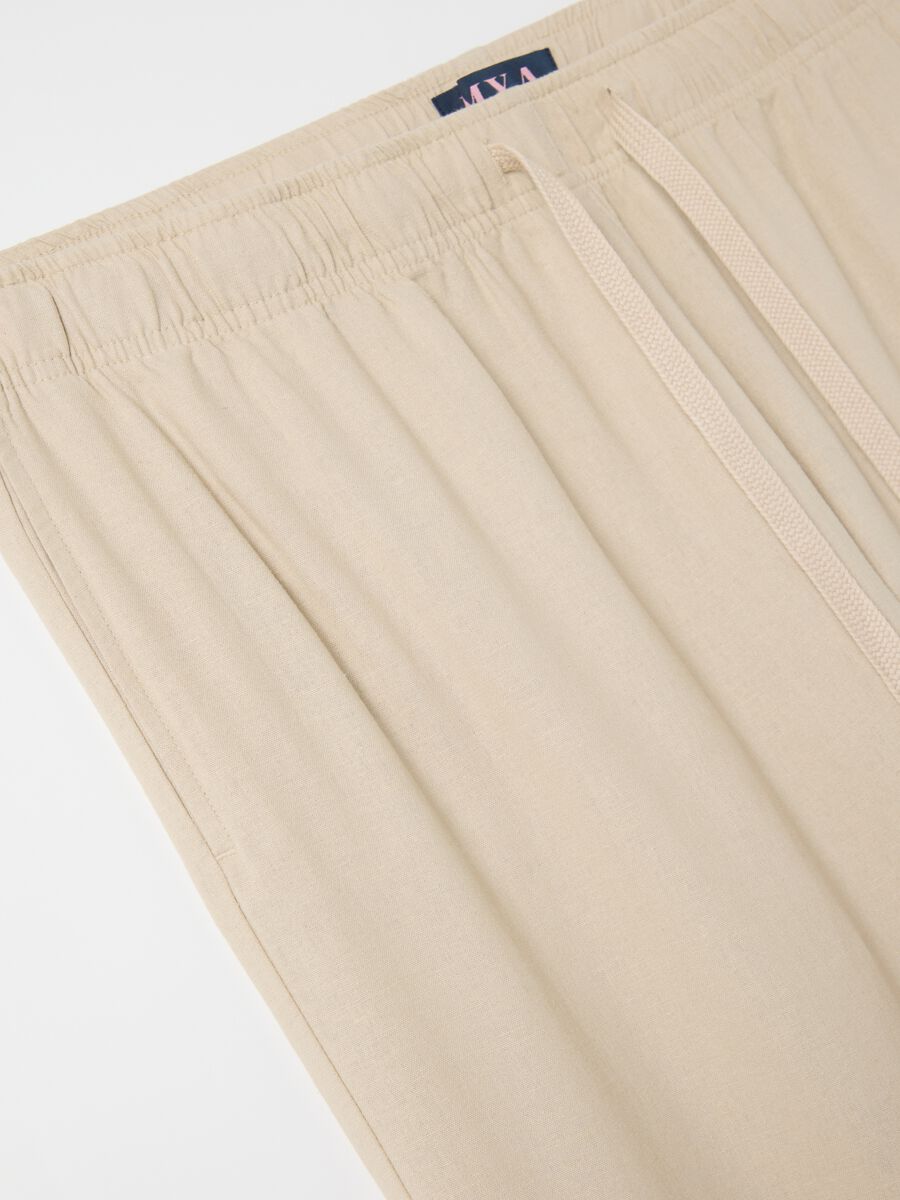 Curvy wide-leg trousers in linen and viscose_5