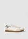 Sneakers bianche casual con suola a contrasto_0