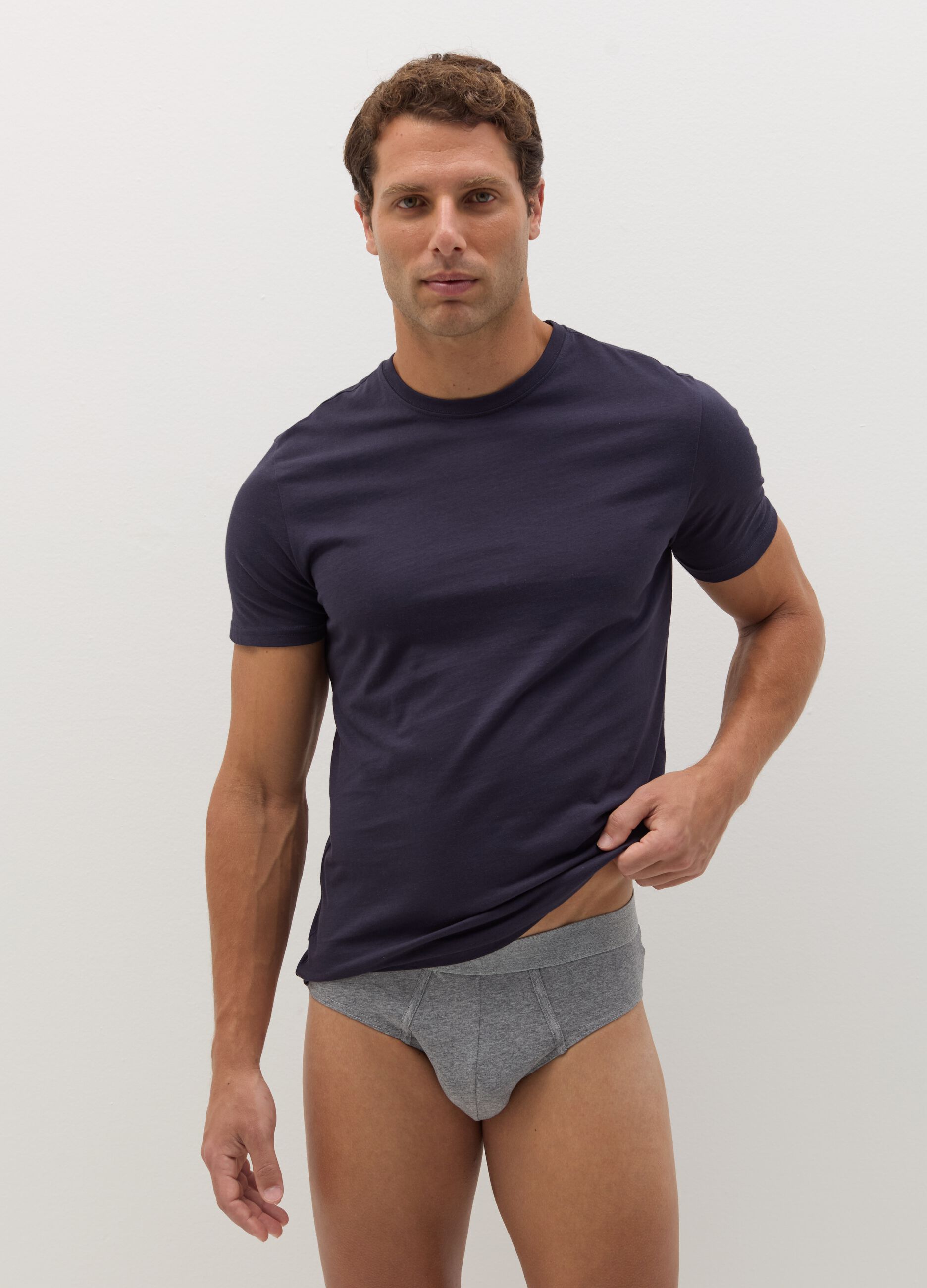 Three-pack briefs with contrasting details