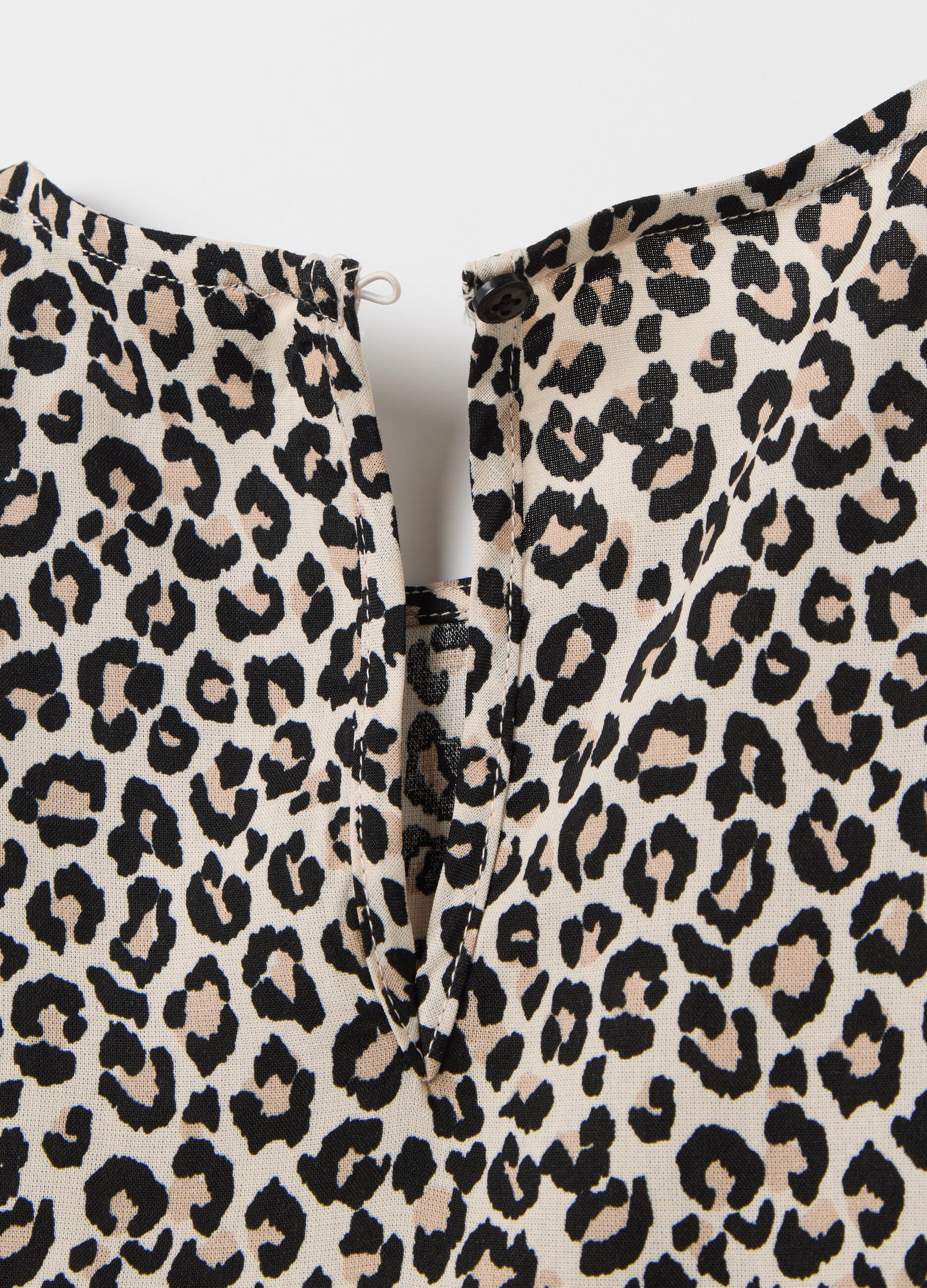 Blusa beige a maniche corte in viscosa
