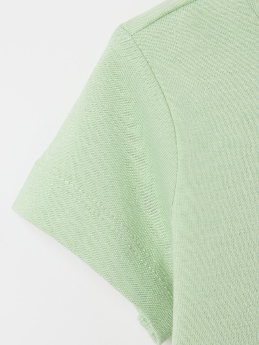 Green T-shirt in cotton with short sleeves and print_2