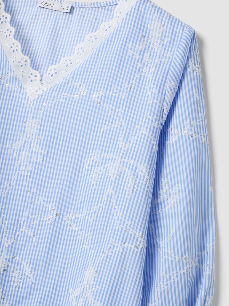Blue cotton-blend top with embroidery and V-neck_1