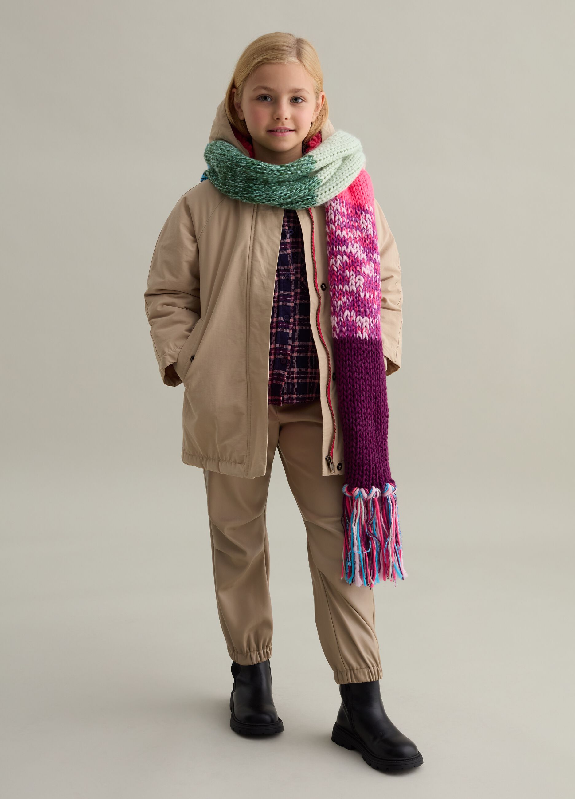 Parka con cappuccio e interno in sherpa