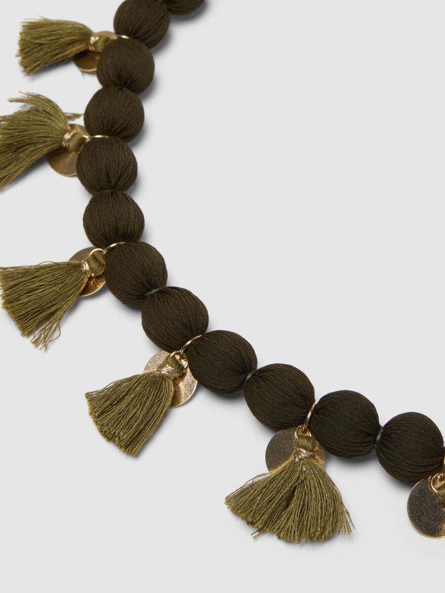 Collana multicolor con pompon_1