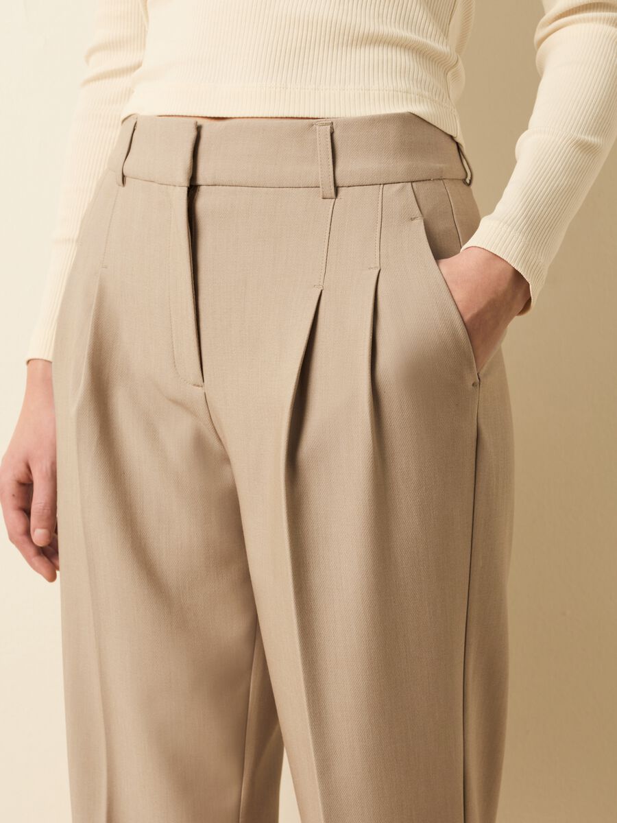 Wide-leg trousers_3