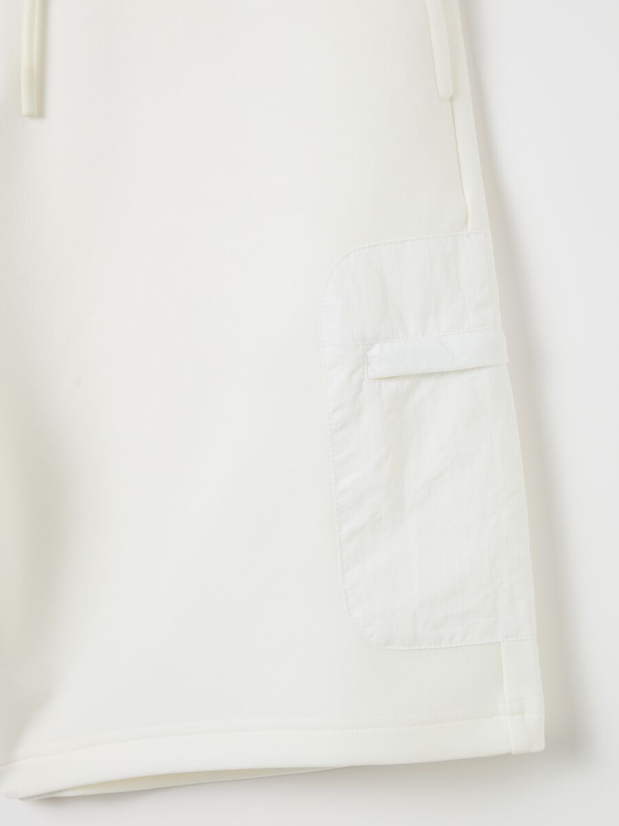 Bermuda joggers in technical fabric_5