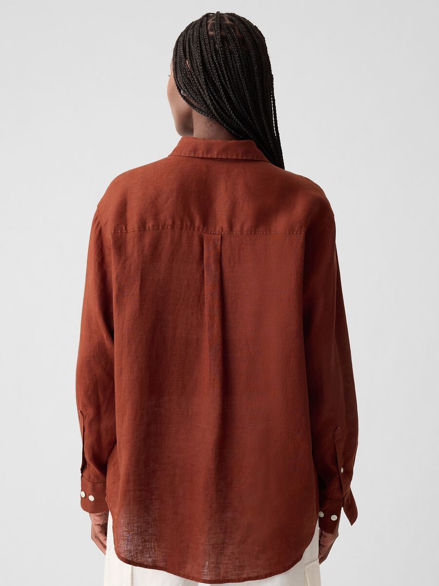 Camicia oversize in lino con tasca_2