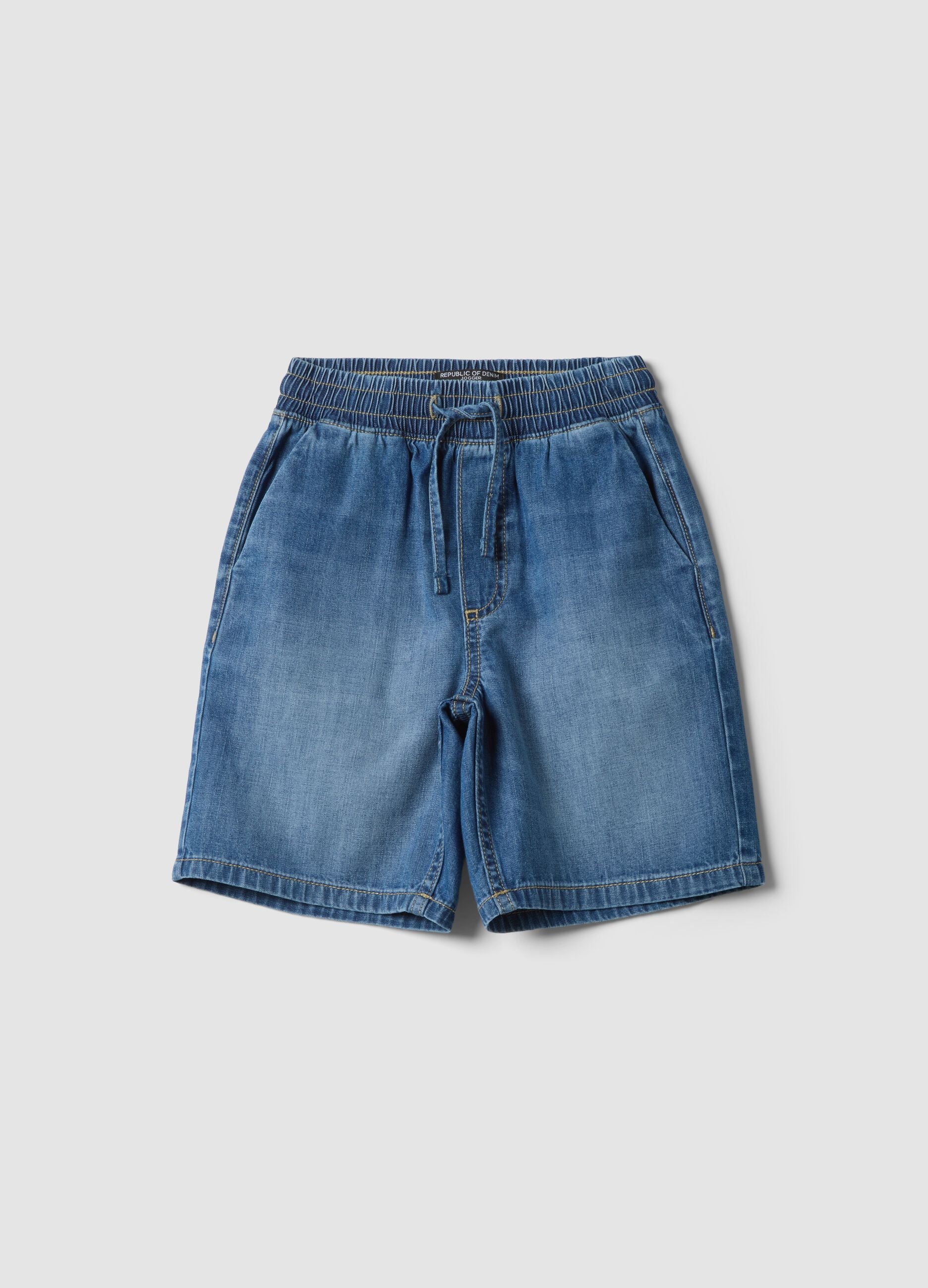 Blue cotton denim shorts for boys, straight fit