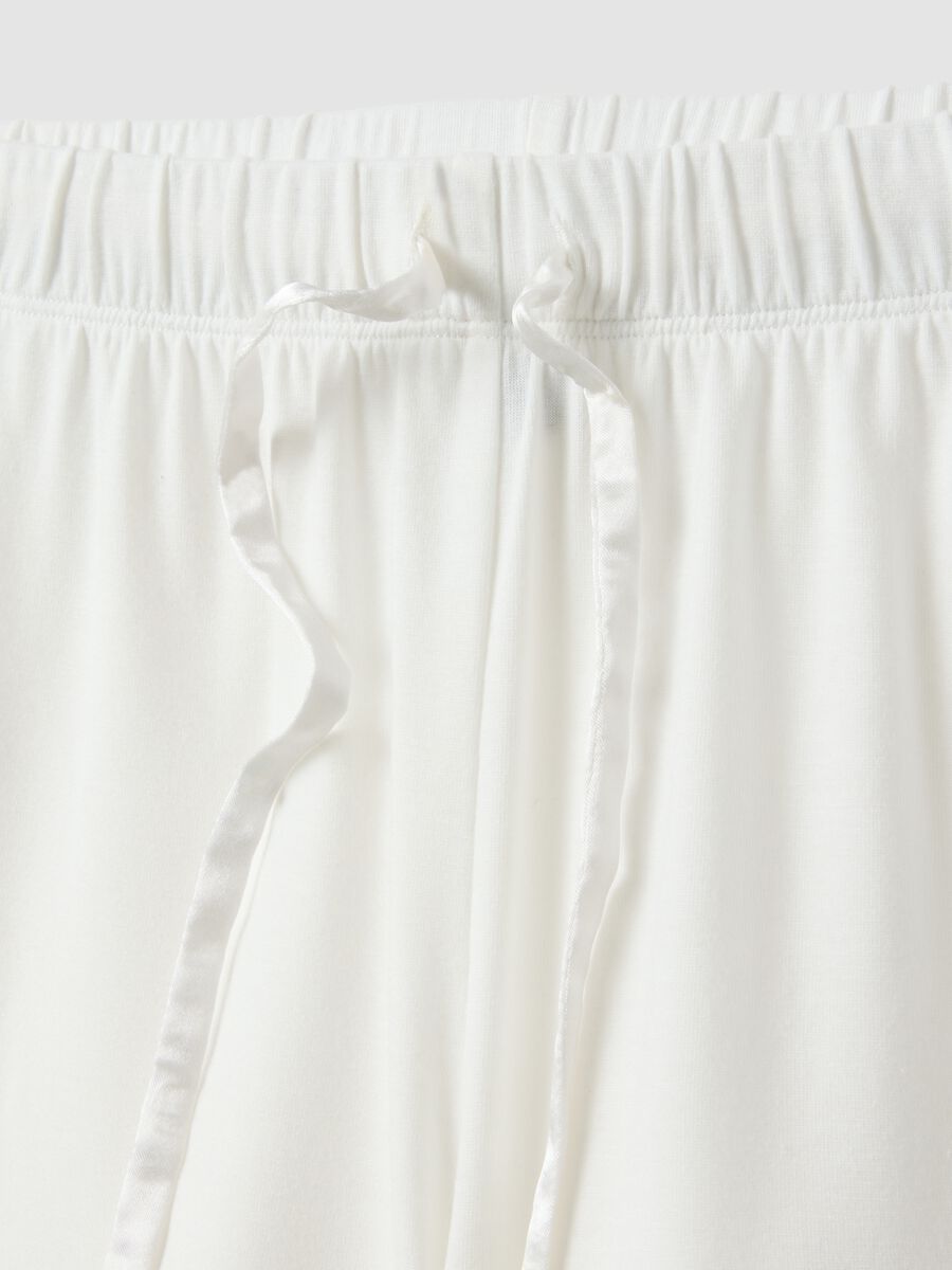 White stretchy viscose blend pyjama shorts regular fit_5
