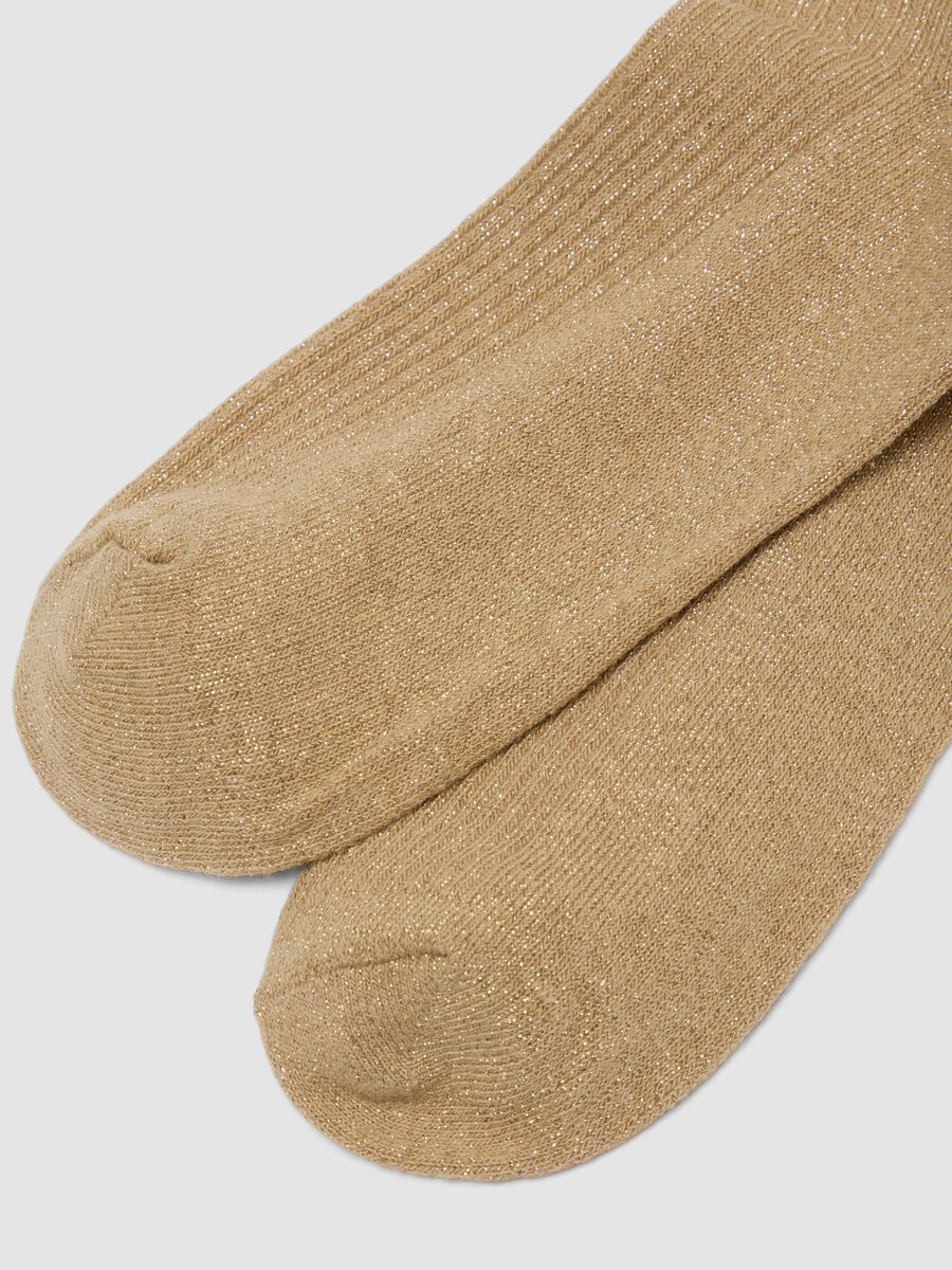 2-pack of beige stretch organic cotton socks with scalloped cuff_2