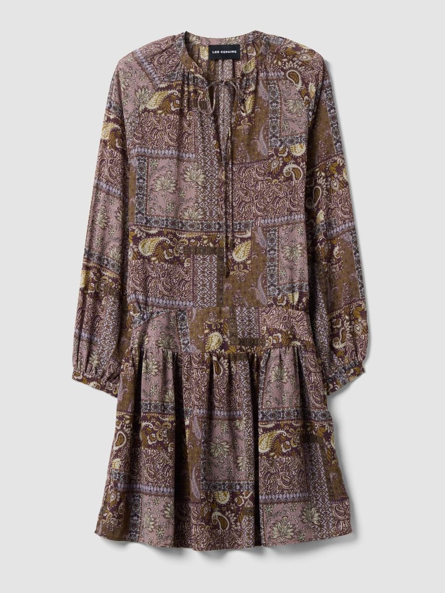 Purple dress with plunging V-neckline and elegant hem ruffle_0