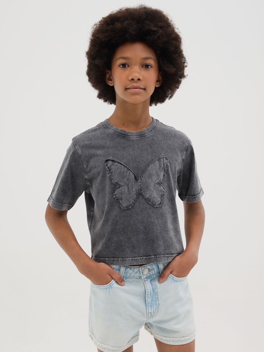 Grey T-shirt with butterfly motif for girls_0