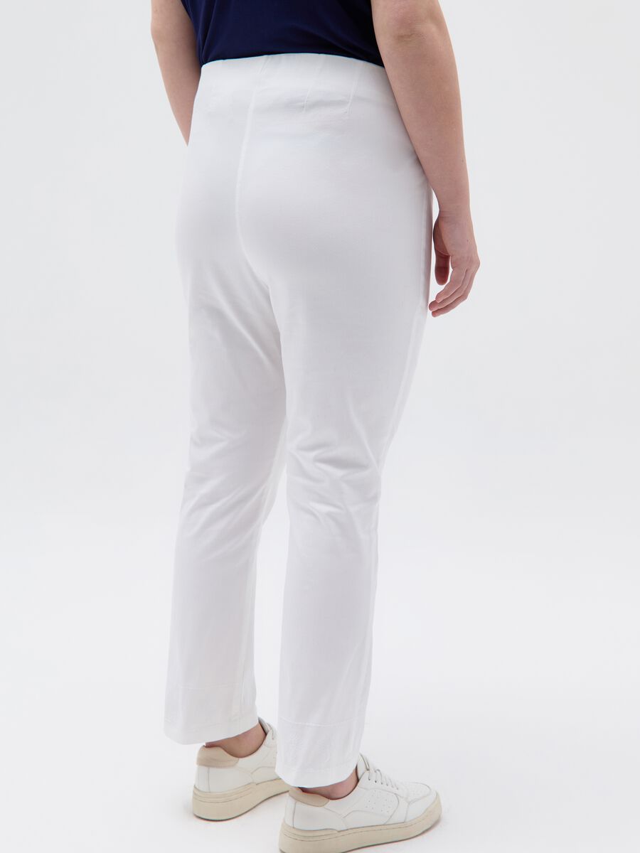 Curvy cigarette trousers with broderie anglaise_1