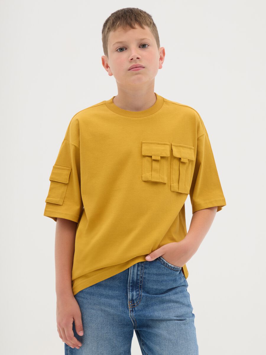 Boys' pure cotton gold regular fit t-shirt with pockets_0