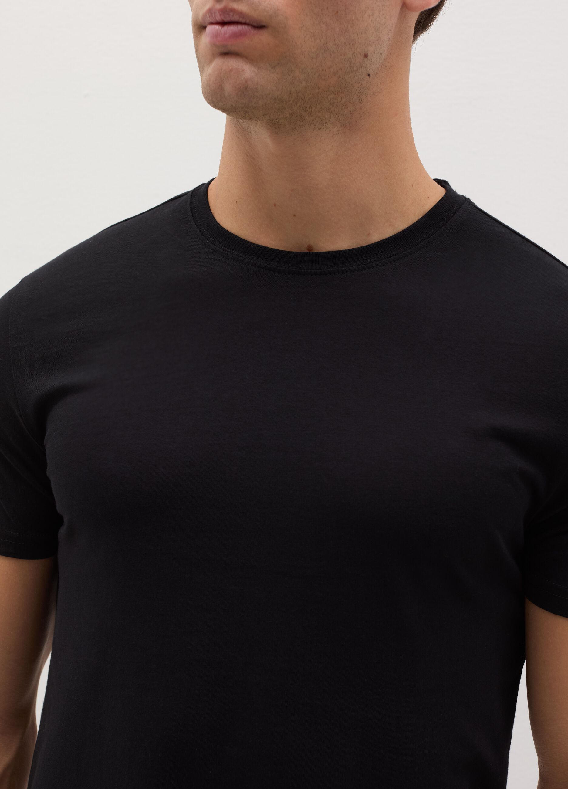Three-pack organic cotton undershirts