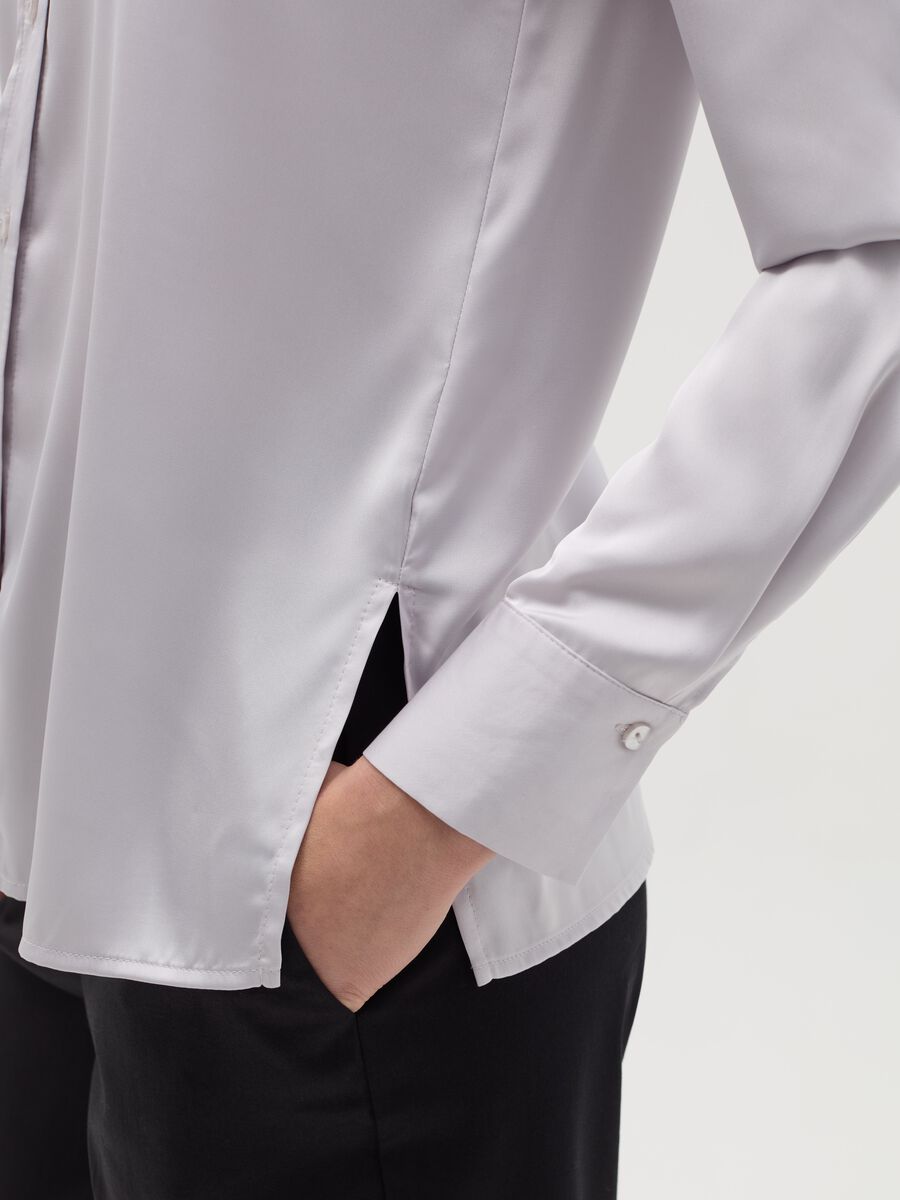 Satin shirt with side splits_3