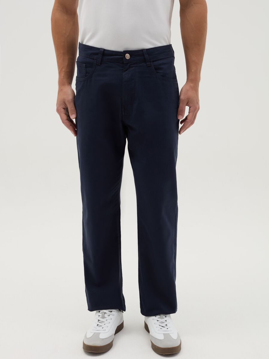 Trousers in linen and cotton with five pockets_1