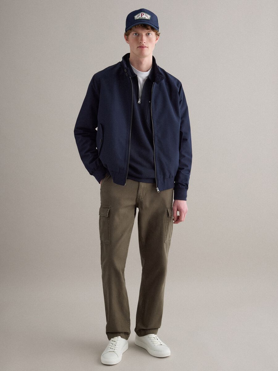 Green regular fit cotton and linen cargo trousers_0