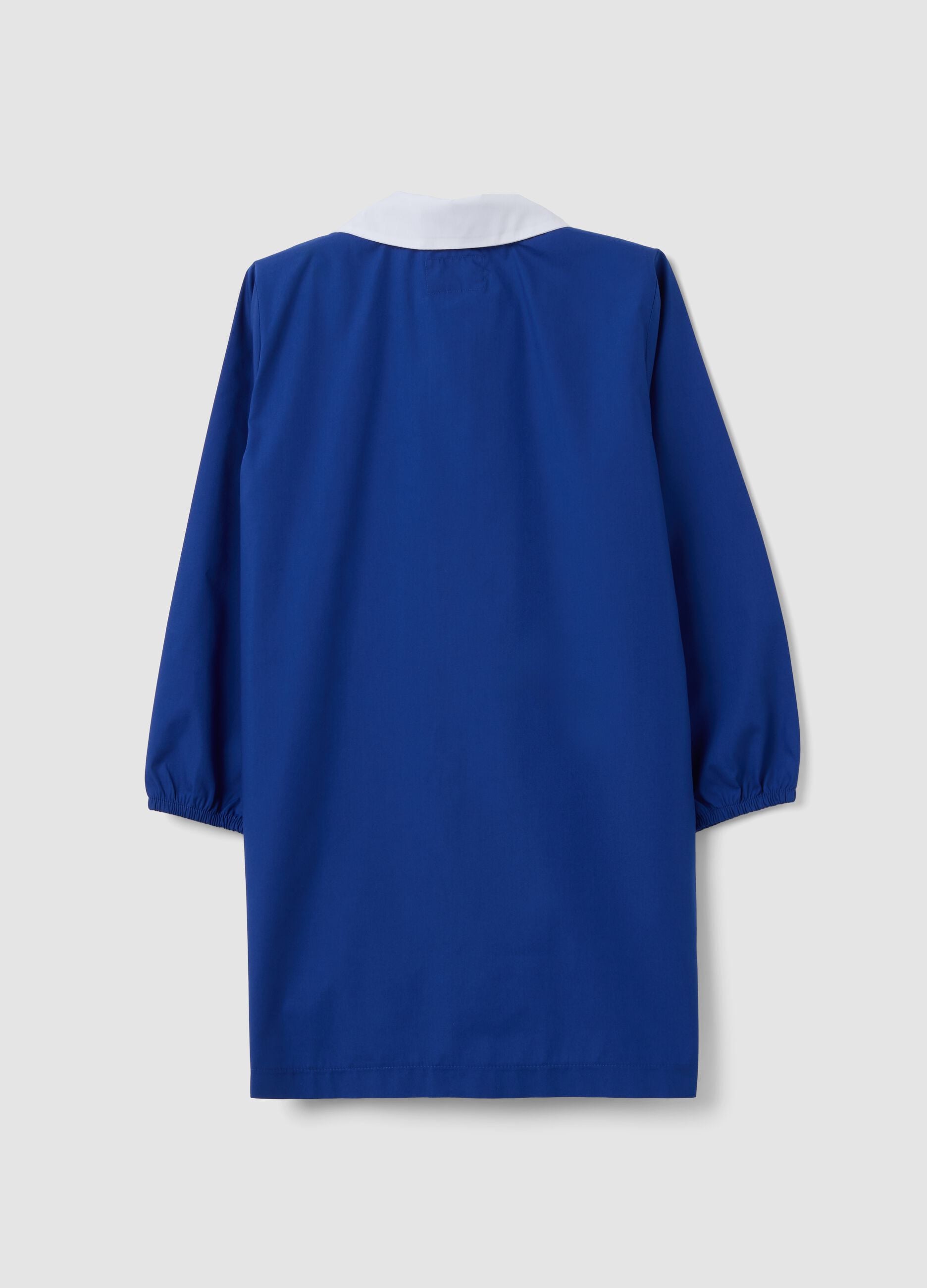 Blue boys&rsquo; school apron with zip and go-kart embroidery