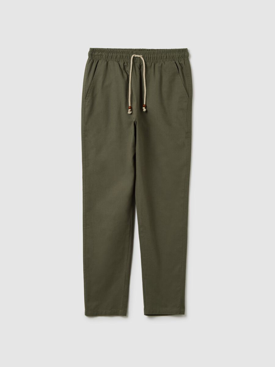 Men's green regular fit cotton blend trousers_4