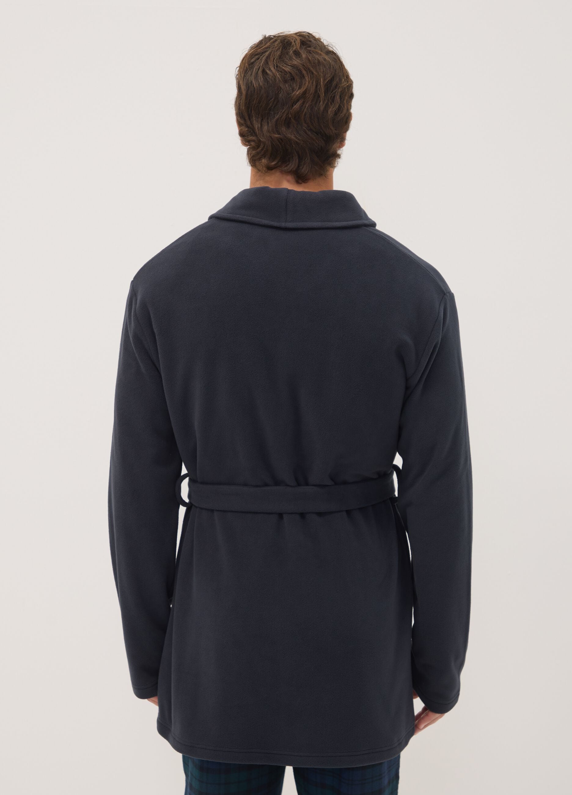 Vestaglia blu navy con cintura e tasche applicate
