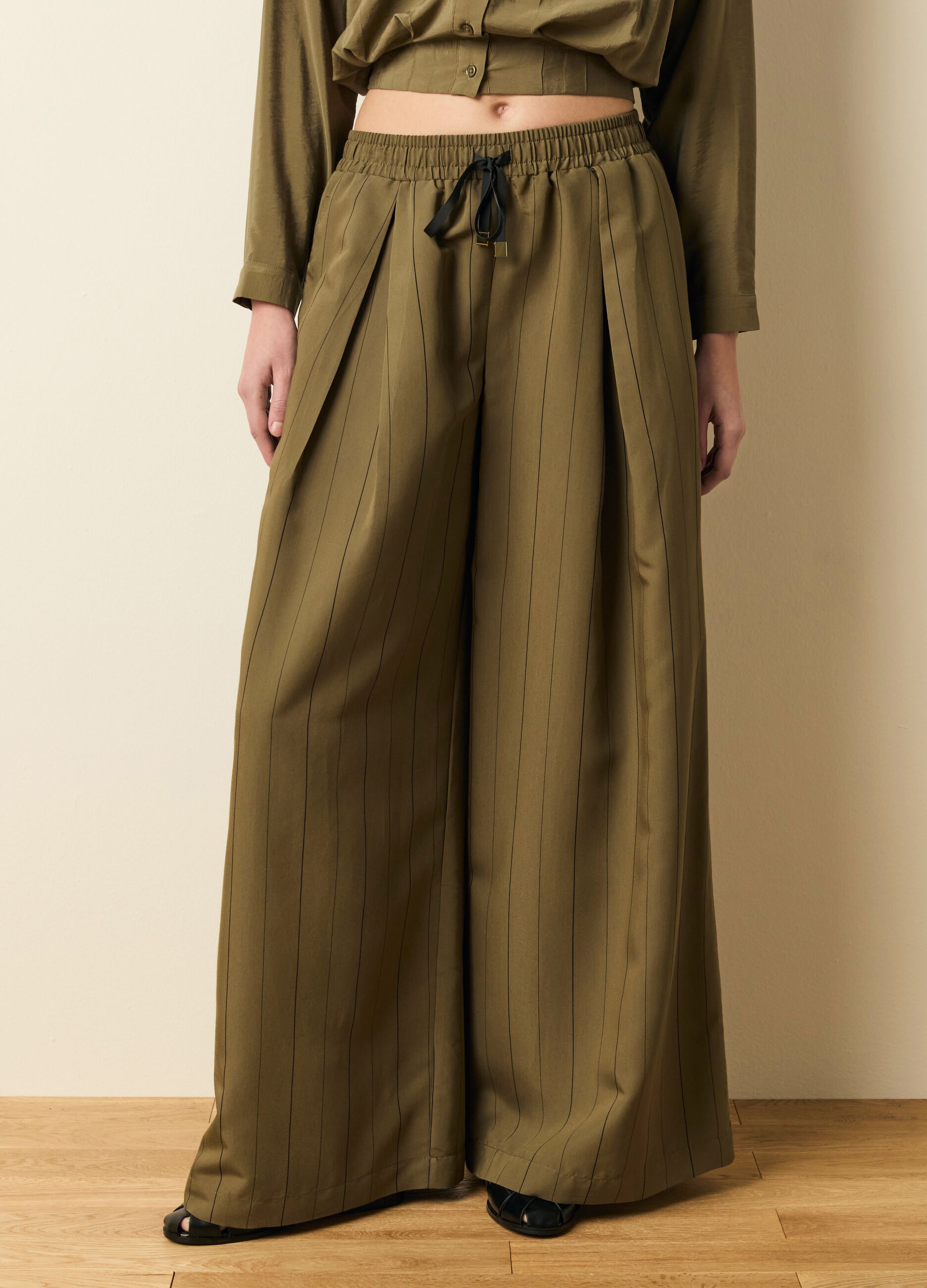 Wide-leg pinstriped trousers with darts