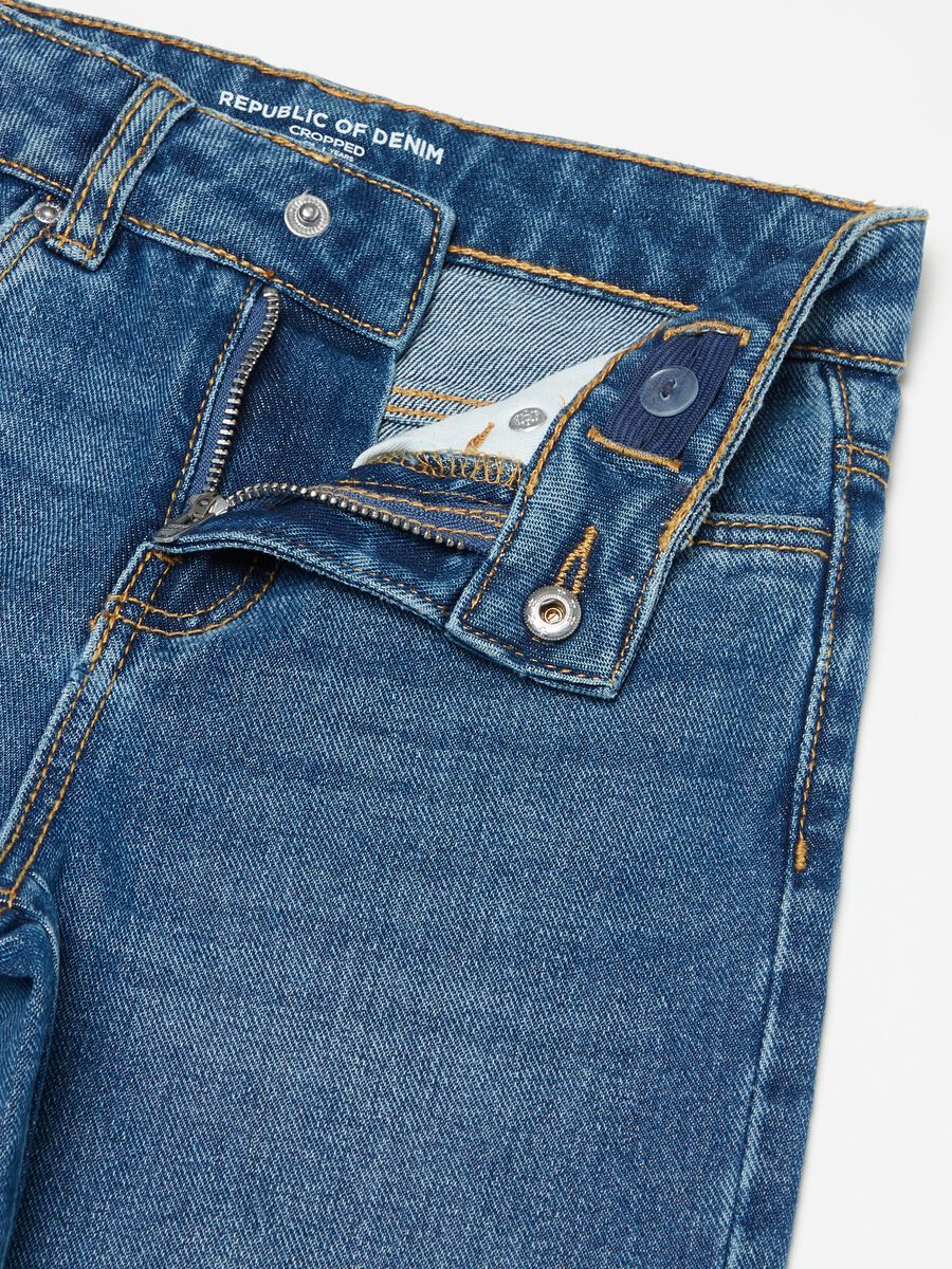 Cropped-fit jeans with five pockets_2