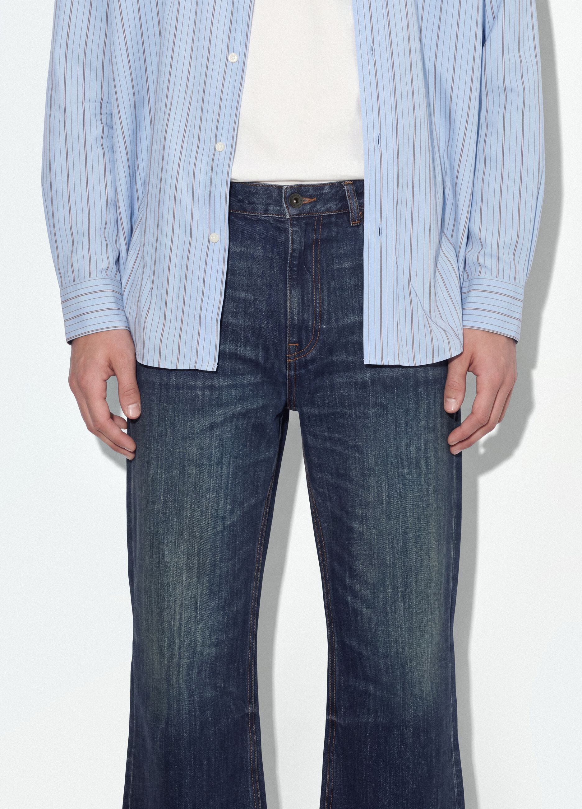 Jeans denim blu in puro cotone flare fit