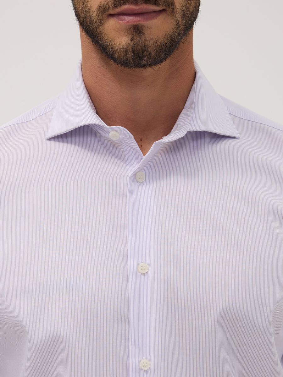 Camicia bianca a righe in puro cotone con collo francese slim fit no iron_1